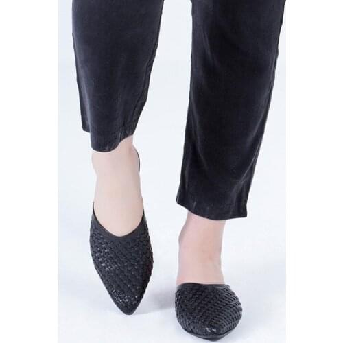 Callizio Womens Genuine Leather Slippers Weave Outside Slipper Woman 2021 Summer Pointed Comfortable Handmade Chaussure Femme