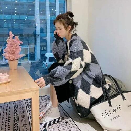 2021 Autumn Winter Woman Knitted Cardigan Female Loose Streetwear Knit Sweater Coat Ladies Print Thick V Neck Jackets TopsH1121