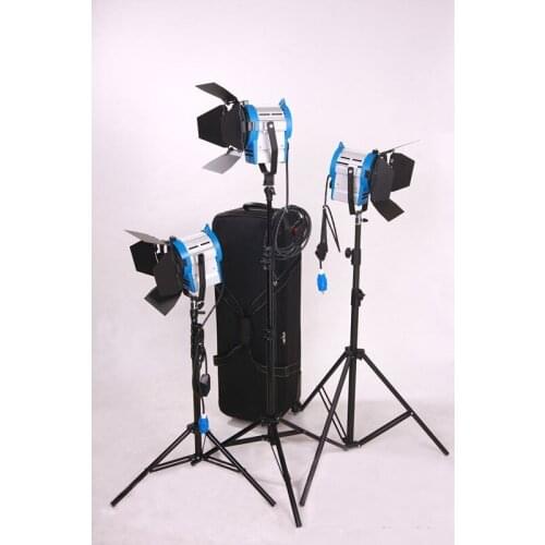As arri 3* 650W Fresnel Tungsten Lights Spotlight +3*260cm Light Stands+5*Bulbs+1*Flycase for Video Studio Light Film Light