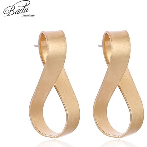 Badu Gold Twisted Earring 8 Shape Studs Frosted Women Fashion Jewelry Stud Earrings Exaggerated Wholesale