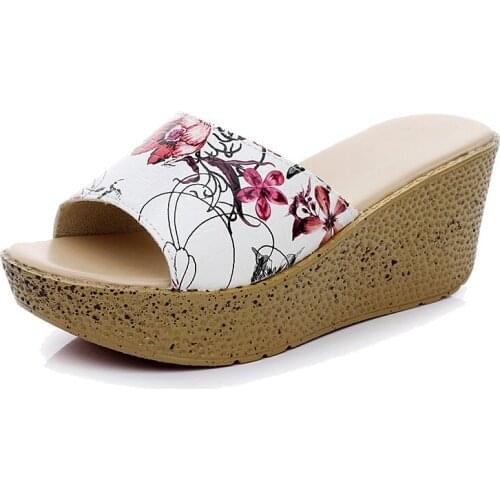 Slope with Thick Sole Female Summer Slippers 2019 Casual Elegant Fish Mouth High Heels PU Wedge Slippers Wedge Sandals Flip Flop