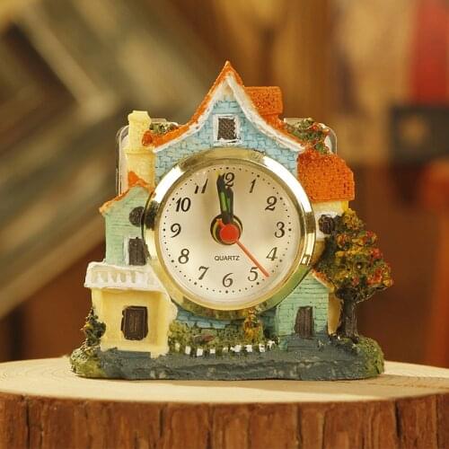 1PC European Vintage Retro Castle Alarm Clock Resin Office Desk Decoration Quartz Movement Antique Watches Creative Clocks