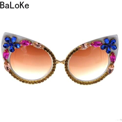 High Quality Rhinestone Cat Eye Sunglasses Women New Brand Designer Retro Sun Glasses For Woman Shades Clear Sunglasses