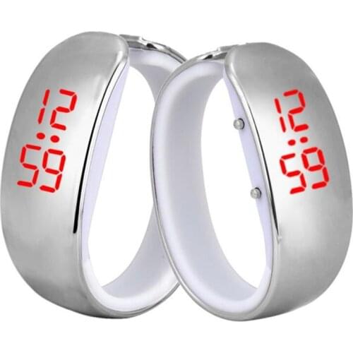 2020 Top Ladies Sport LED Plating Waterproof Bracelet Digital Wrist Watch New Fashion Women Watches electronic watch XB40