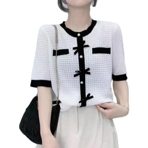 Room 203103, row 3, No. 3 middle] non real shot net red picture round neck dance bow knot pocket sweater [2000] 32