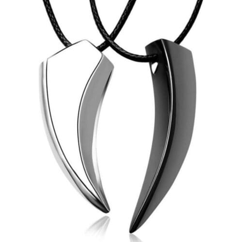 BONLAVIE Spike Pendant Necklace Fashion Men Couples Rivet Titanium Steel Jewelry Wholesale Stainless Steel Ornament