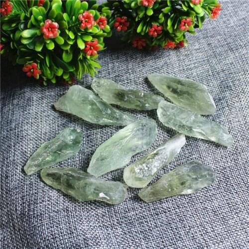 Natural Green Crystal Raw Stone 4-7cm Large Particles Gravel Raw Green Crystal Mineral Specimen DIY Jewelry Making D3