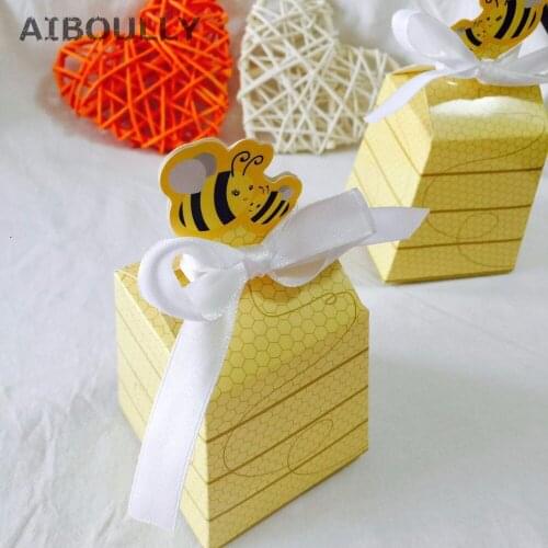 50pcs Yellow Bee honey Favors Candy Boxes Wasp Gift Box with White Ribbons for Baby Shower/Birthday Favors and Gifts Kids Party