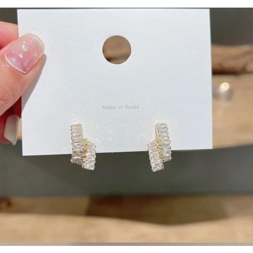 Korean Fashion Zircon Twist Spirals Geometric Irregular Stud Earrings For Women Ladies Sweet Gold Color Pendientes Jewelry Gifts