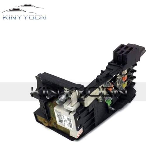 For Peugeot 3008 C4L 508 Battery Fuse Box Battery Protector Management Module
