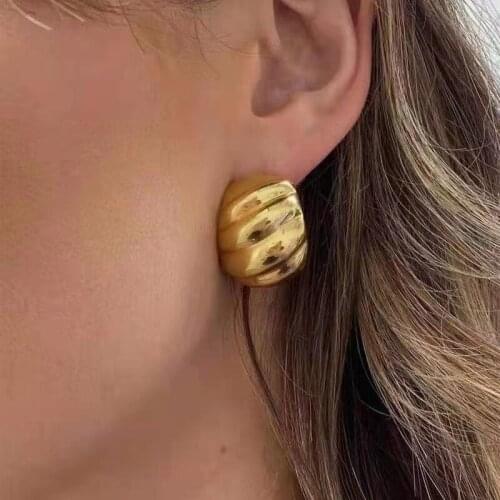 TIMEONLY Exaggerated Wide Bread Patternstud Earring French C Shape Charms Earrings for Women Girls Party Accessories Alloy