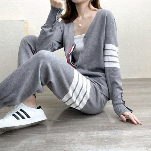 TB suit womens V-neck stripe knitted color matching sweater cardigan coat casual age reducing Harlem Leggings two piece set