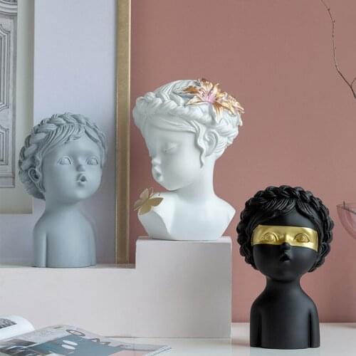 Creative Miniature Figurines Resin Statue Modern Living Room Home Decoration Accessories Cute Character Resins Lucky Figurine