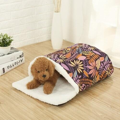 Printing pet nest Waterproof Warm and comfortable Four Seasons Universal Pet Sleeping bag Car Creative pet nest