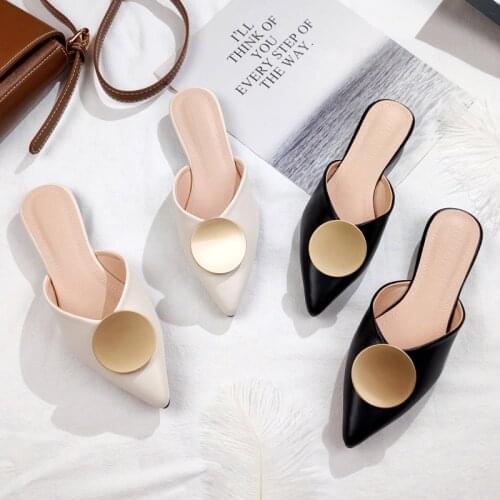 2020 Summer New Fashion Baotou Slipper Slippers Womens Pointed Flat Lazy Wear a Pedal Mules Shoes