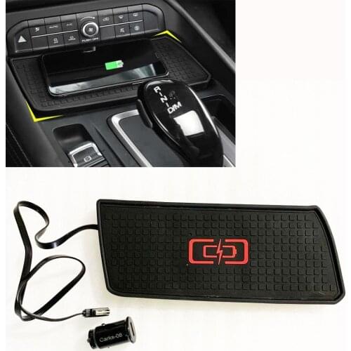 For Haval F7 F7X Wireless Car Charger Armrest Storage Box Accessories quickly Charging pad Interior Styling 2019 2020