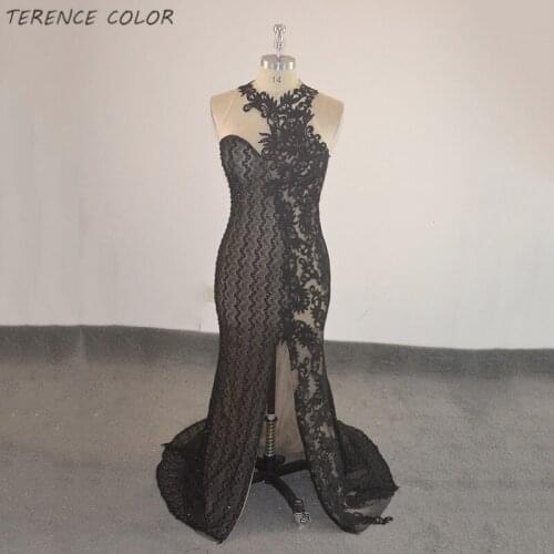 Sexy Gauze Perspectiv Black Lace Decorated Card Sleeve Long Skirt Bead Hall Carnival Official Bridesmaid Dresses