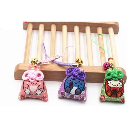1pcs Mini Traditional Omamori Sweet Love progress in Academic Lucky Cat Kitten Animal phone Pendant Key Holder Gift Present