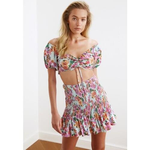 Trendyol Flower Decorated Sub-Top Suit TBESS21AU0071