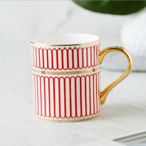 Nordic Ins Gold Circled Mug With Lid Spoon Light Luxury Creative Personality Trendy Water Cup Household Ceramic Coffee Mug