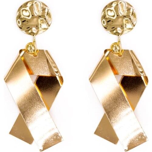 Europe and America Baroque vintage droplets flowers Irregular pattern earrings temperament retro big earring