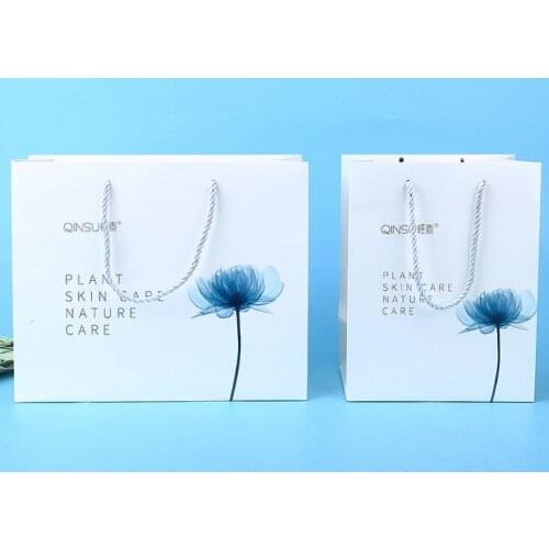 China Suppliers Customized High Quality Fancy And Luxury Paper Shopping Bag,Printed Christmas Gift Package Bag --XP2420