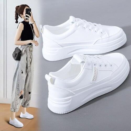 Casual Shoes Spring and Summer 2021 New Sneakers Breathable Mesh White Shoes Korean Version of The Wild Ins Women' Casual Shoes