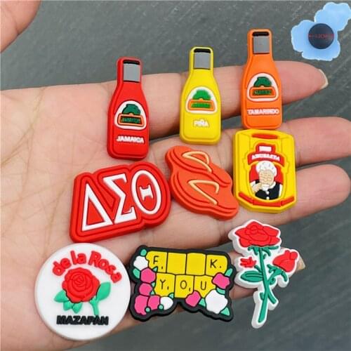 Hot Selling 1pcs PVC Rose Slippers Shoes Accessories Garden Children Shoe Decorations Fit Croc Jibz Charm Holiday Presents