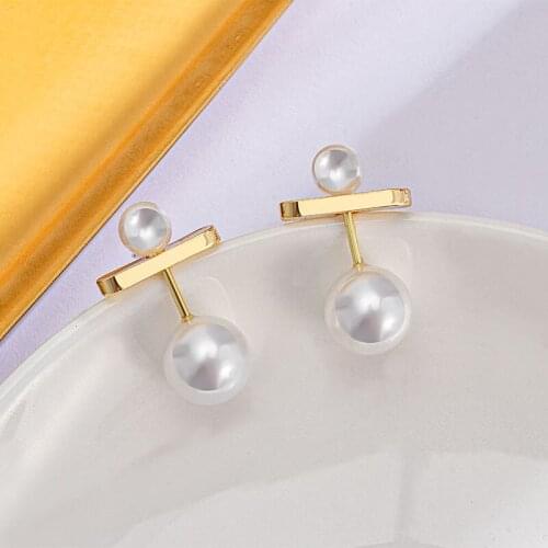 Korean Fashion Pearl Earrings For Women Gold Metal Earrings 2021 Trend Geometric Stud Modern Earrings Statement Wedding Jewelry