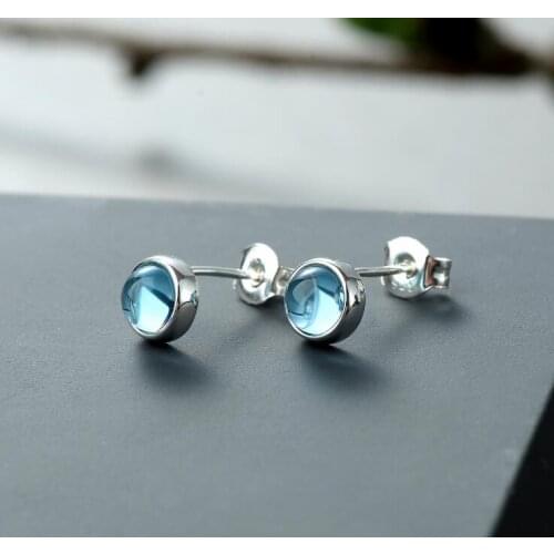 Kayueli Earrings With Stones