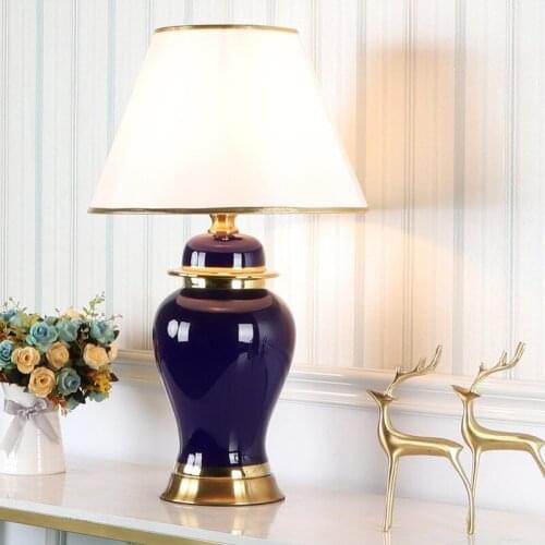 Light Luxury Post-Modern Ceramic Table Lamp European and American Bedside Creative Living Room Bedroom Golden Model