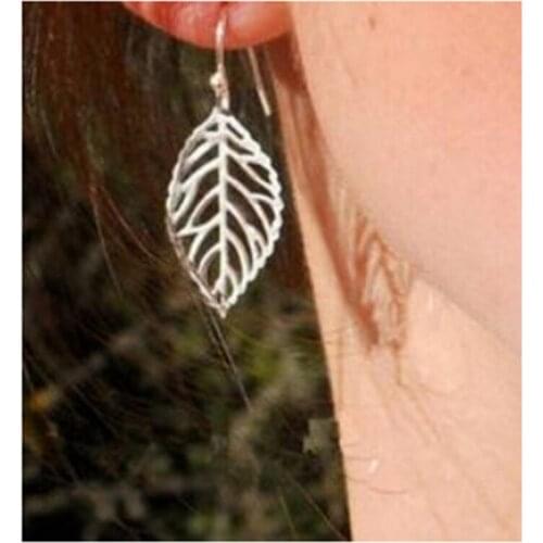 Original New Fashion Gold Hollow Leaf Drop Earring For Women Silver color Leaf Dangle Earring Female Brincos Bijoux Jewelry Gift