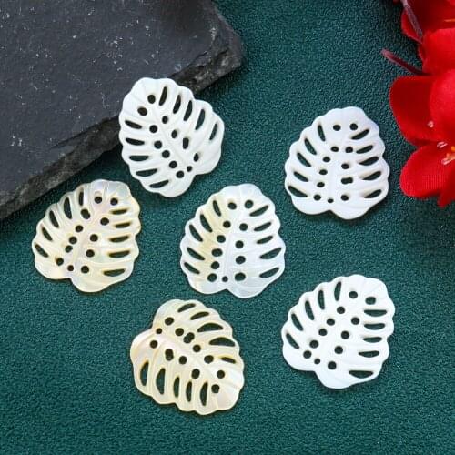 2PCS 25mm Natural Freshwater Shell Beads Leaf Charm fashion Carved MOP Seashell Jewelry making Accessories Earrings Necklace