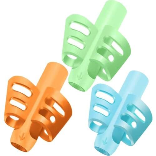 3 Pcs / Set Non-Toxic Children Pencil And Pen Holder Help Pen Posture Correction Tools Office School Supplies Direct Delivery