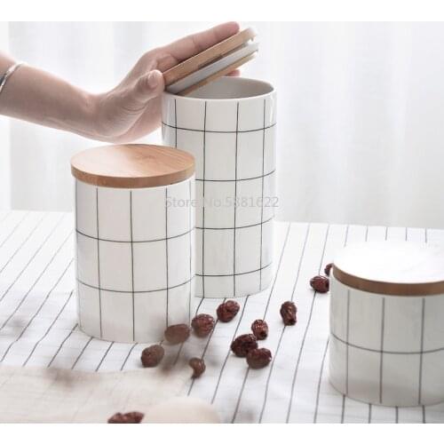 Nordic round heat-resistant ceramic sealed tank large storage tank three-piece set with lid storage tank