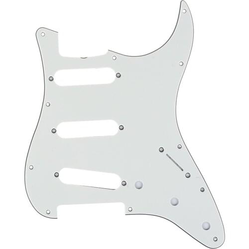 Musiclily Pro 11-Hole 62 Vintage Style SSS Strat Guitar Pickguard for American Stratocaster 62, 3Ply Parchment