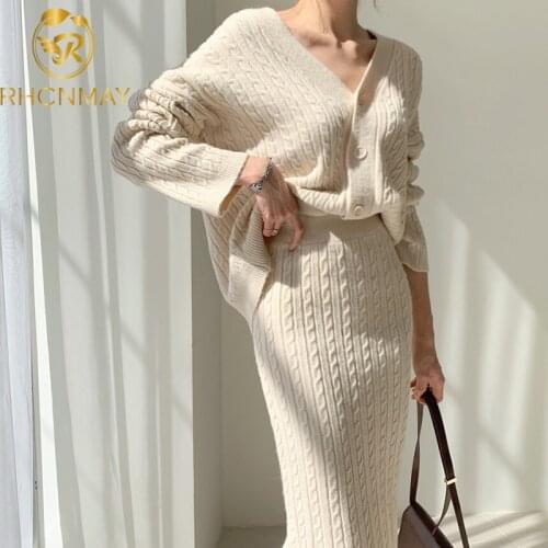 Fashion Korean Knitted 2 Piece Set Women Long Sleeve V-neck Single breasted sweater Tops+ Slim Midi Mermaid Skirt Set