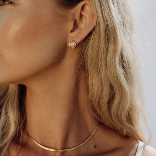 2021 Summer Beach Fashion Women Jewelry Gold Color Sea Shell Hoop Earring Simple New