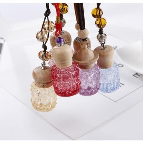 Car perfume pendant Car ornaments Decoratiion Car Interior Home Decoration Fragrant Perfume Essential Oil Bottle F20172150