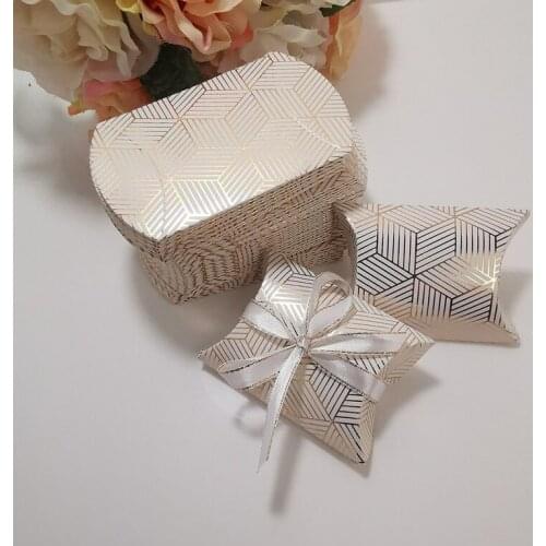 10pcs Favor Candy Box Bag New Craft Paper Pillow Shape Wedding Favor Gift Boxes Pie Party Box Bags Eco Friendly Kraft Promotion