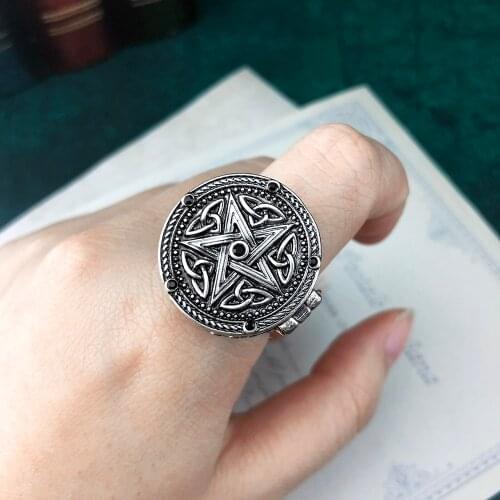Punk Steam Pentagram Magnet Treasure Rings New Gothic Can Open Box Black Gem Ancient Silver Color Ring Retro Jewelry VGR221