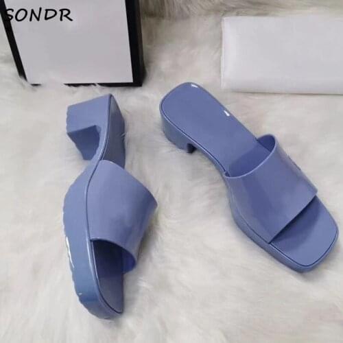 Fashion Jelly Womens Slippers 2021 Rubber Platform Thong Sandals Ladies Slip On Mules Slides Design Chunky Heels Beach Shoes