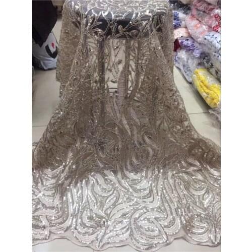 2018 Hot Sale Royal Blue Nigerian Sequins Laces Fabrics High Quality African French Tulle Laces Fabric For Wedding 2019 gold