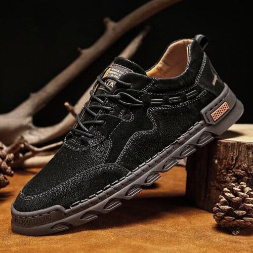 Brand Mens Casual Shoes Leather Mens Moccasins Loafers Outdoor Men Driving Shoes Non-slip Mens Sneakers Zapatillas Hombre