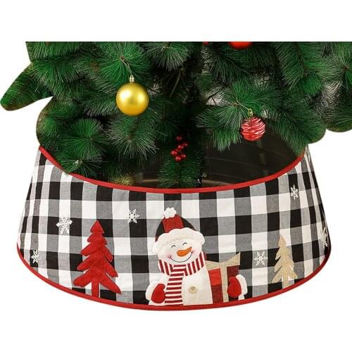 Christmas Tree Skirt 30 inches Plaid Christmas Tree Base Cover Collar Patchwork Xmas Holiday Party Decoration