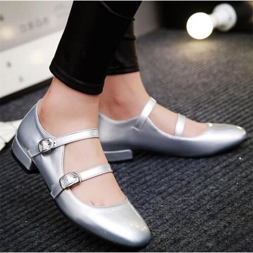 Spring Flats Women Shoes Patent Leather Flat Mary Janes Shoes Buckle Round Toe School Shoes Lady Silver Red Black Plus Size33-43