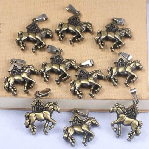 10pcs 2018 New 3D Vintage Gold Animal Horse House Charm Pendant Fit for Necklace Jewelry Making Bracelet DIY Jewelry Wholesale