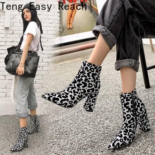2021 New Leopard Ankle Boots Women for Autumn Winter Fashion Pointed Toe Heel Zipper Woman Party Wedding Boots Plus Size 33-43
