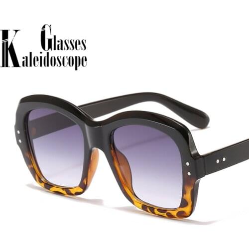 Fashion Oversized Square Sunglasses for Women Vintage Yellow Eyewear Men Shades Outdoors Sun Glasses UV400 Colored Big Frame
