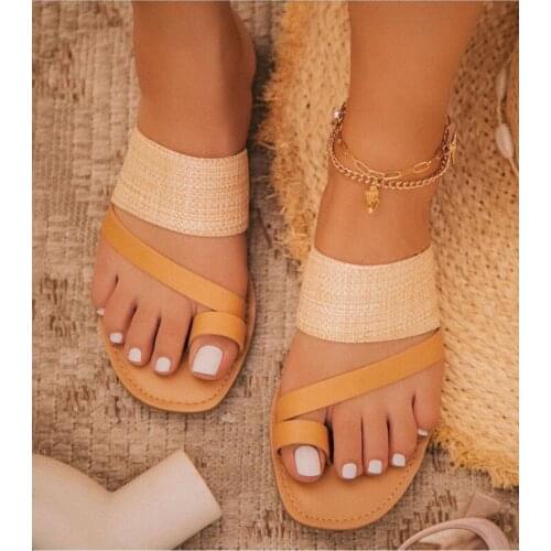2021 Summer Solid Color Flat Sandals Fashion Open Toe Outdoor Slippers Casual Beach Womens Shoes Plus Size